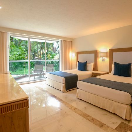 Grand Park Royal Cozumel Hotel Buitenkant foto Junior Suite