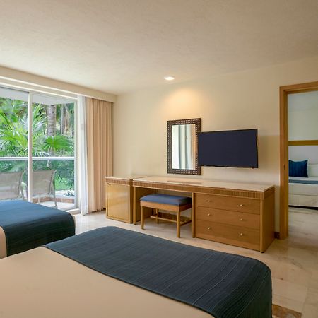 Grand Park Royal Cozumel Hotel Buitenkant foto Junior Suite