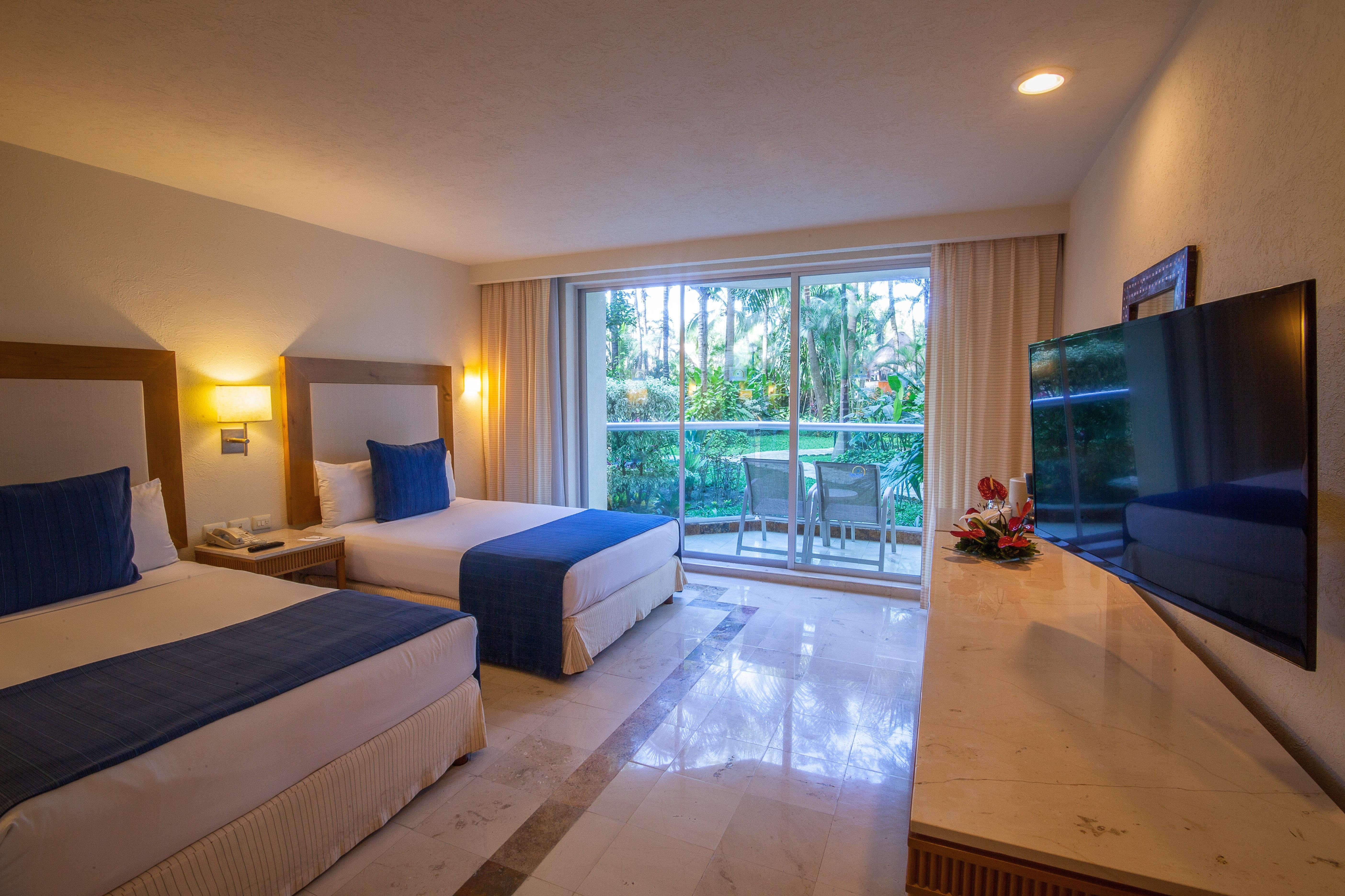 Grand Park Royal Cozumel Hotel Buitenkant foto Junior Suite