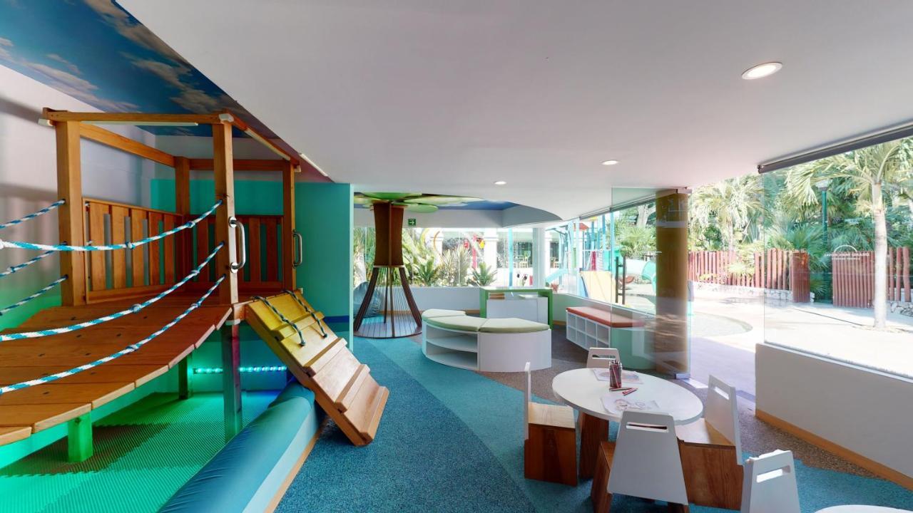 Grand Park Royal Cozumel Hotel Buitenkant foto The interior of the new building